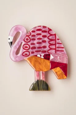 A Flamingo Named Honk Broche