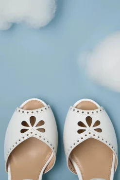 Ava New Muse Sandaaltjes In Gebroken Wit