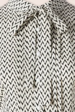 Crepe Flare Jurk In Creme