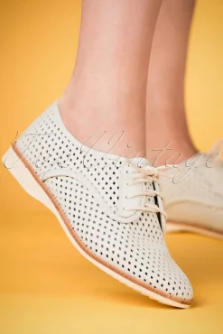 Derby Punch Schoenen In Gebroken Wit