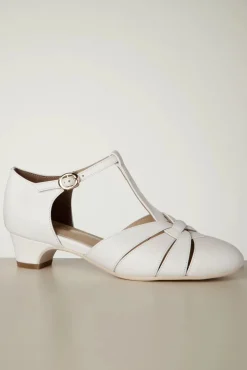 Petit Montpellier T-Strap Pumps In Wit