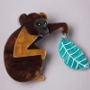 Princely Primate Broche