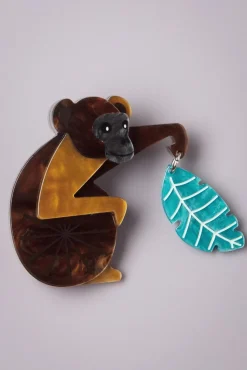 Princely Primate Broche