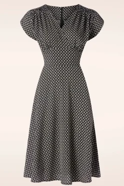 Reese Short Sleeve Jurk In Zwart