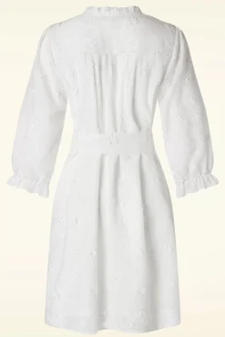 Ruth Geborduurde Jurk In Wit
