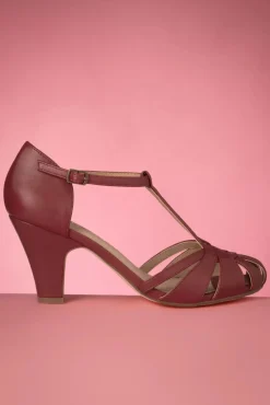 Sergi T-Strap Pumps In Dieprood