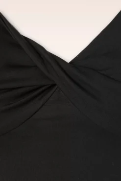 She Who Dares-Topje In Zwart