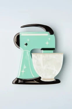 Spin Me Right Round Broche