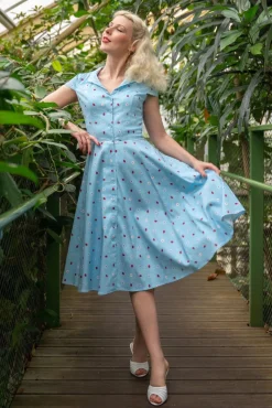 Topvintage Exclusive ~ Angie Swing Jurk In Licht Blauw Met Lieveheersbeestjes Print
