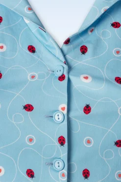 Topvintage Exclusive ~ Angie Swing Jurk In Licht Blauw Met Lieveheersbeestjes Print